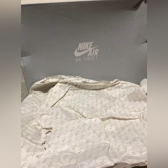 Nike Air Force 1’s - Picture 2 of 12